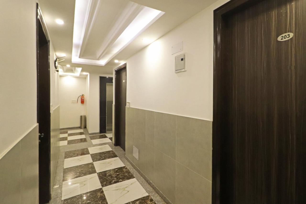 Hotel Almora Near Delhi Airport New Delhi Exteriör bild