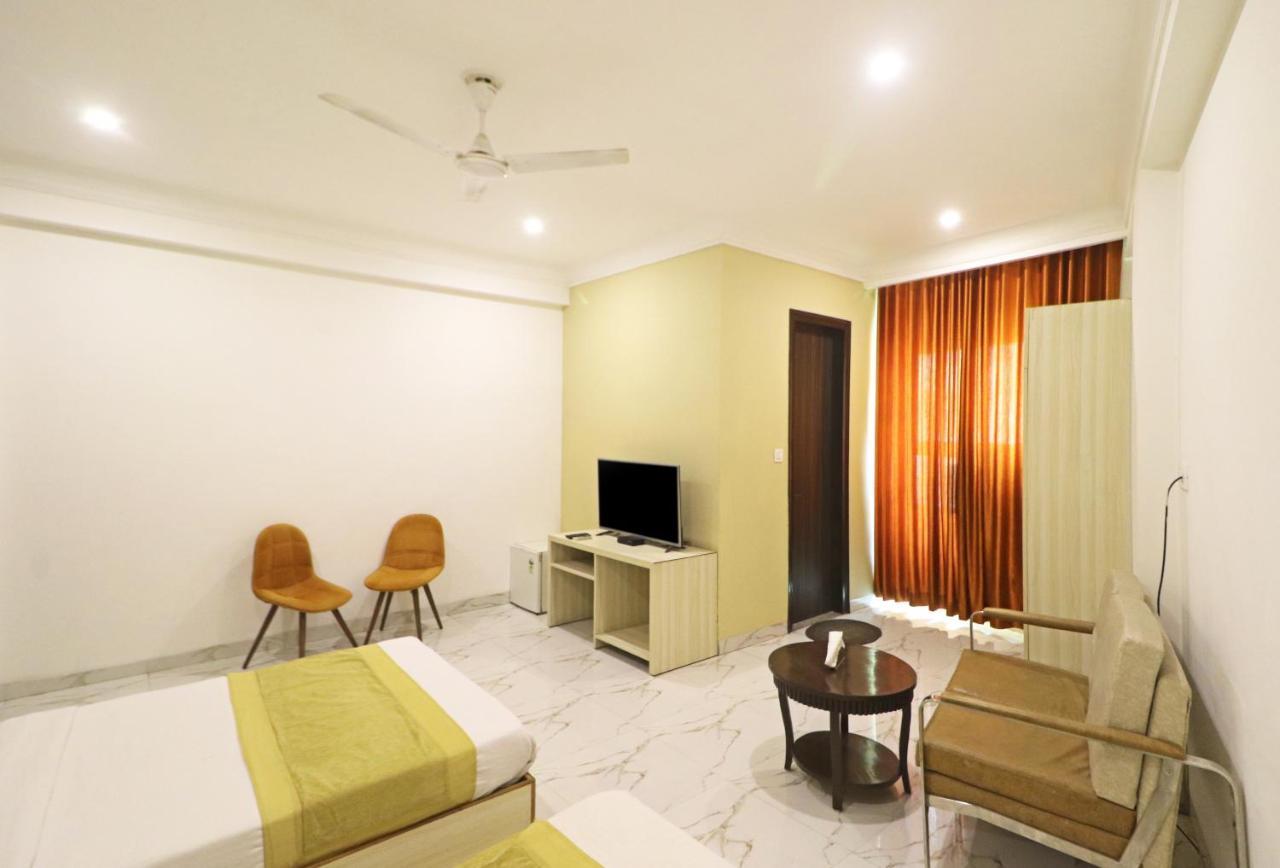 Hotel Almora Near Delhi Airport New Delhi Exteriör bild