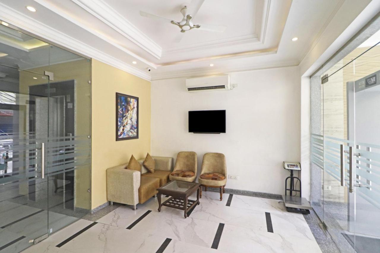 Hotel Almora Near Delhi Airport New Delhi Exteriör bild