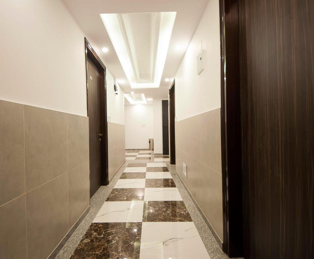 Hotel Almora Near Delhi Airport New Delhi Exteriör bild