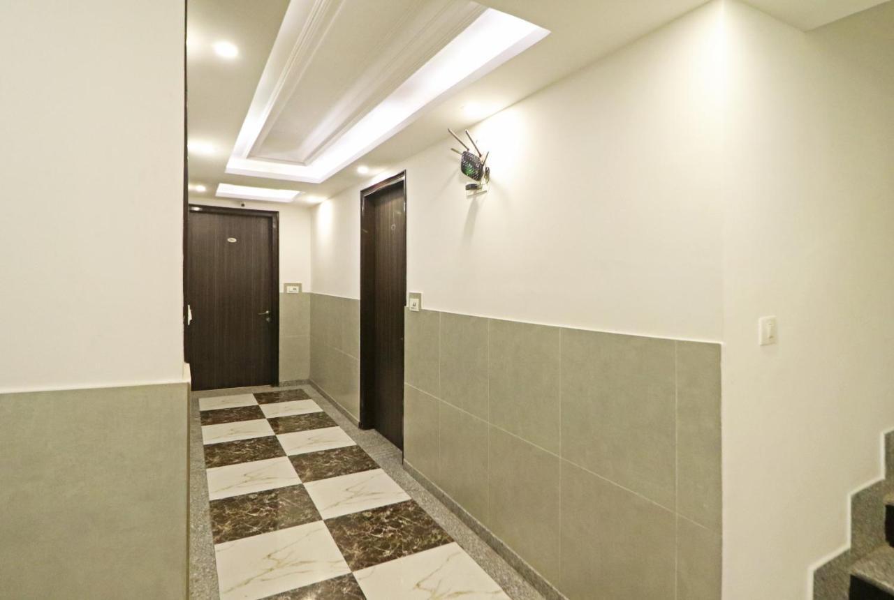 Hotel Almora Near Delhi Airport New Delhi Exteriör bild