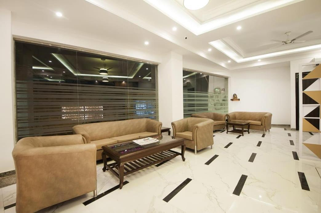 Hotel Almora Near Delhi Airport New Delhi Exteriör bild